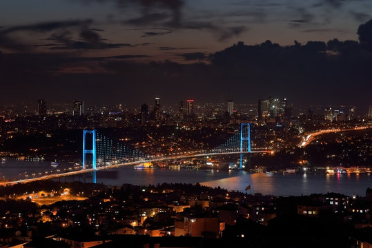 Bosphorus Bridge, Istanbul, Turkey. 
