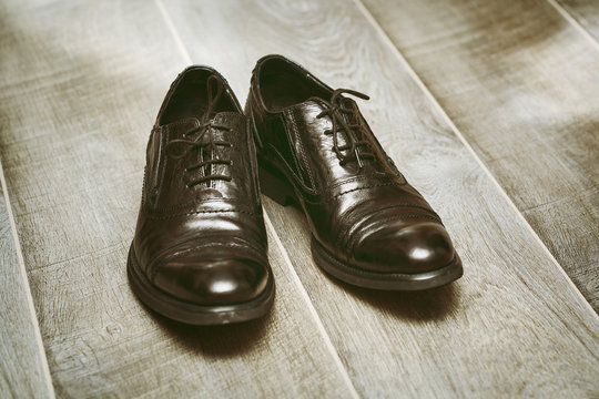 classic men's shoes. Photo in retro style