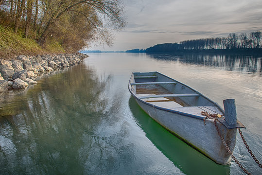 La barca sul po
