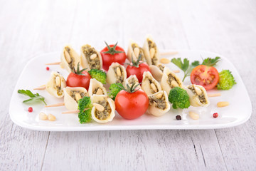 pasta stuffed with pesto