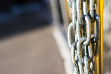Naklejka premium Close-up of a hanging Metal Chain Link