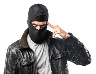 Robber thinking