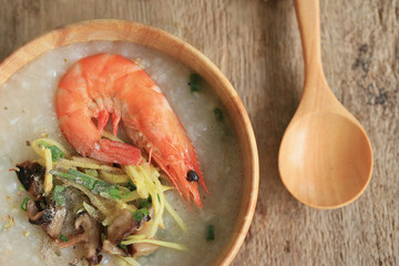 rice porridge with shrimp