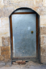 Eski tarihi bir Kapı