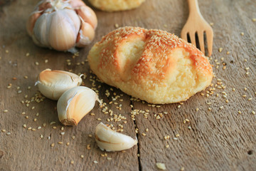 Bread garlic with sesame