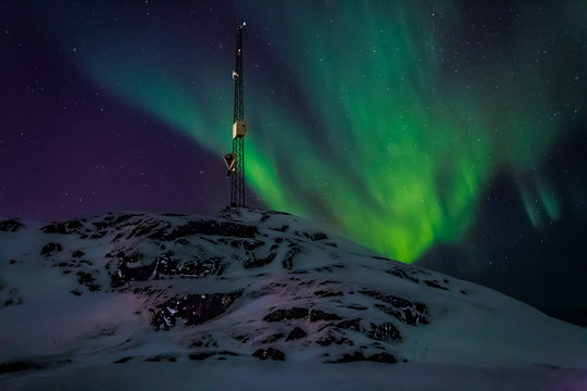Greenlanic Northern lights nearby Nuuk