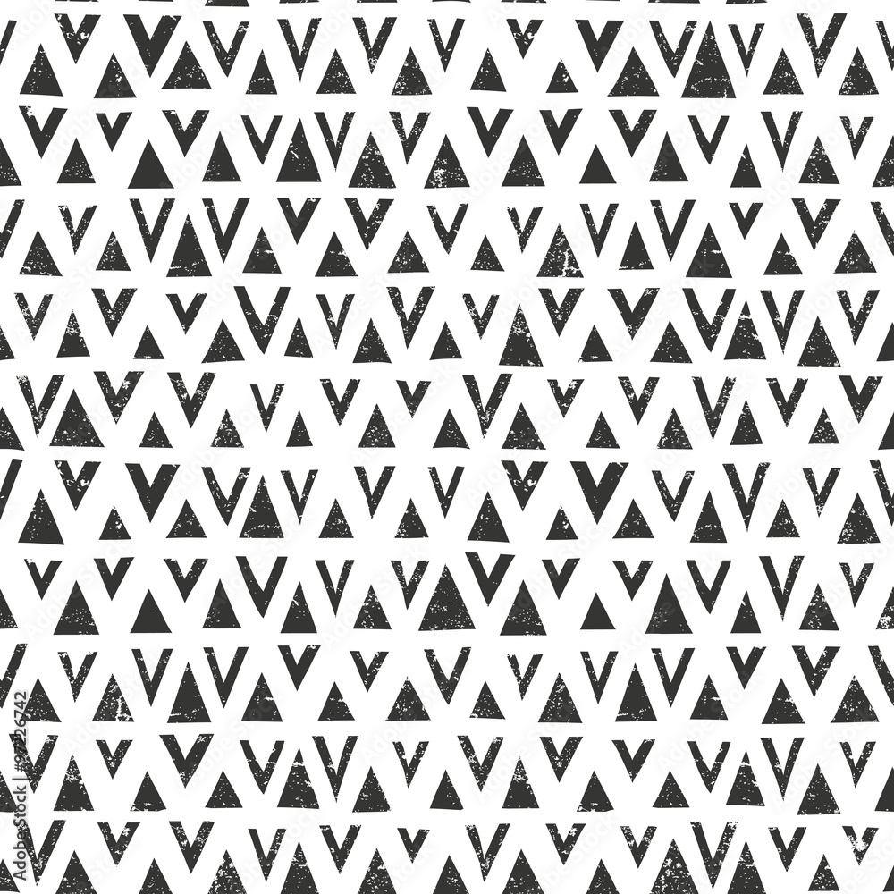 Wall mural vector hand drawn pattern with triangles. seamless geometric background with grunge texture.