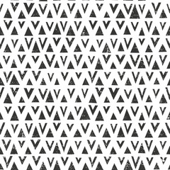 Vector hand drawn pattern with triangles. Seamless geometric background with grunge texture. - 97226742