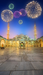 Naklejka premium Beautiful fireworks and cityscape of Istanbul