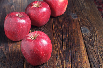 Large red apples
