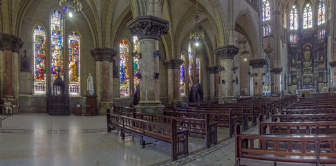 Fototapeta na wymiar Kirche Havanna Innen Panorama