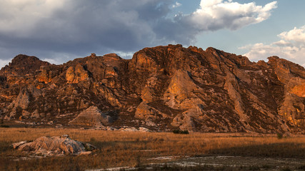 Fototapeta premium Red rock sunset landscape in Madagascar