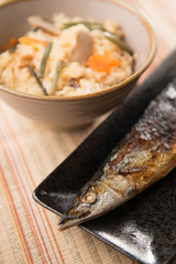 さんまと松茸ご飯