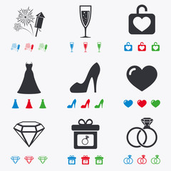 Wedding, engagement icons. Locker with heart.