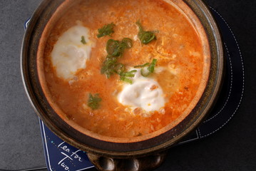 玉子とキムチ雑炊.