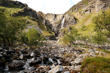 Wasserfall in Norwegen am Porsangerfjord