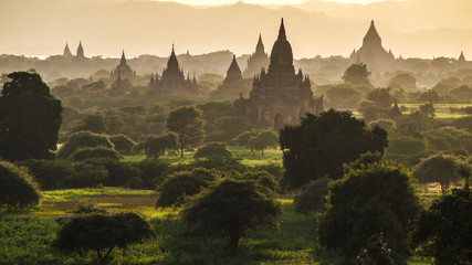 Bagan at sunset, Myanmar - obrazy, fototapety, plakaty