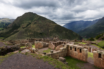 Fototapeta na wymiar View of Inca Ruins near the town of Pisac in the Sacred Valley, Peru