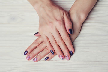 Obraz na płótnie Canvas Nail art with purple and pink colors