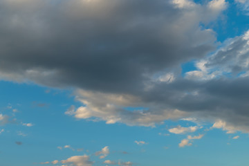 Obraz premium Cloudy blue sky abstract background