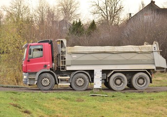 Ciężarówka - wywrotka (dump truck)