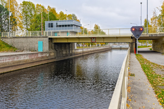 Joensuu canal shipping lock