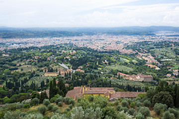 Fototapeta na wymiar the Florence dome in a far away panorama from Fiesole
