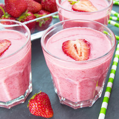 Strawberry smoothies