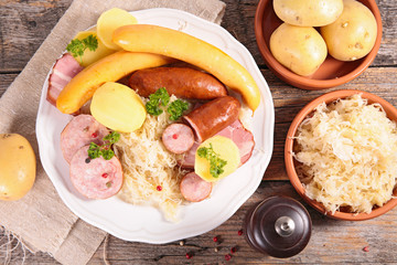sauerkraut with cabbage and meats