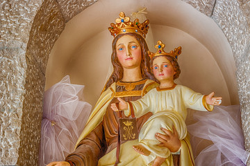 Statue of the Blessed Virgin Mary with Baby Jesus