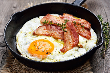 Fried eggs and bacon