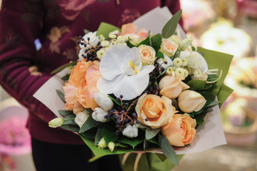 Beautiful bouquet of yellow and white flowers