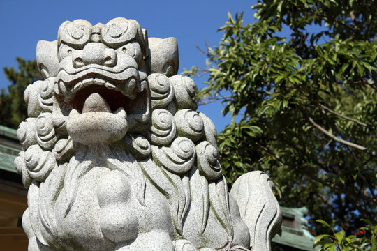 狛犬 Images – Browse 12,106 Stock Photos, Vectors, and Video