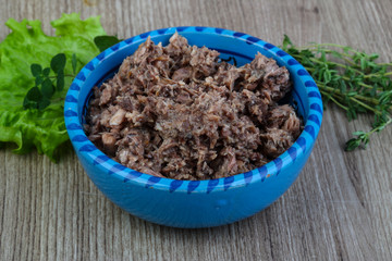 Canned tuna
