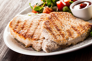 Grilled steaks and vegetables 