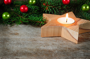 brennende Sternenkerze