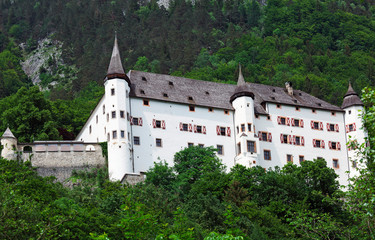 Fototapeta na wymiar Tratzberg beautiful castle
