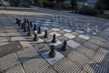 Traditional Oversized Street Chess figures 03