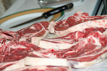 PARRILLADA DE CHULETONES DE TERNERA