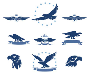 Obraz premium Sylwetki orłów i zestaw skrzydlatych insygniów