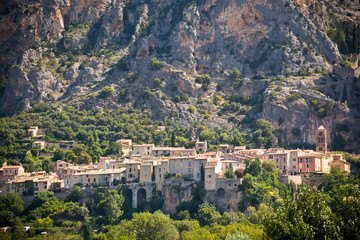 Fototapeta na wymiar Moustiers-Sainte-Marie village view in Provence, France