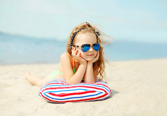 Summer vacation, relaxation, travel concept - portrait child lyi