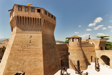 castello di Mondavio