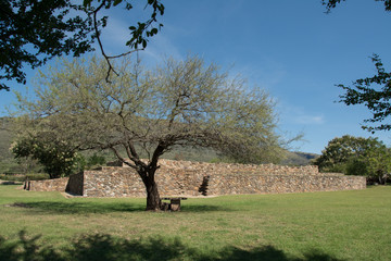Tumba de la zona arqueológica de Ixtlán.