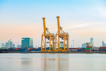 Obraz premium Sea port of Bangkok Thailand.