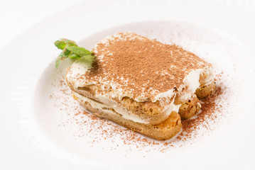 tiramisu cake