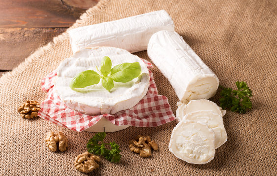 fresh goat cheese
