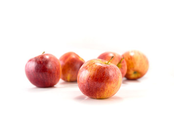 Fototapeta na wymiar Isolated red apples