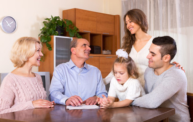 relatives discussing finances