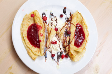 pancakes with jam